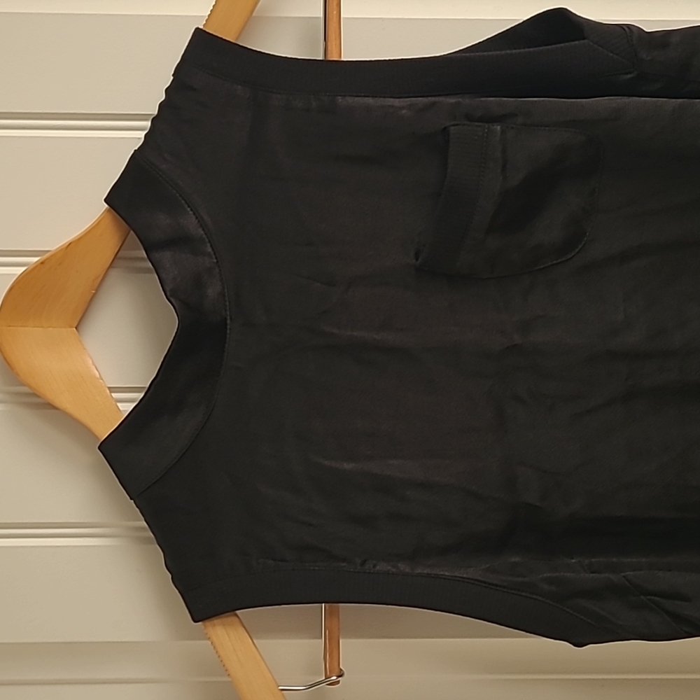 Emotae Black Tank